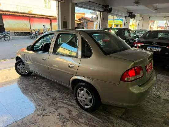 CHEVROLET-CLASSIC-2010