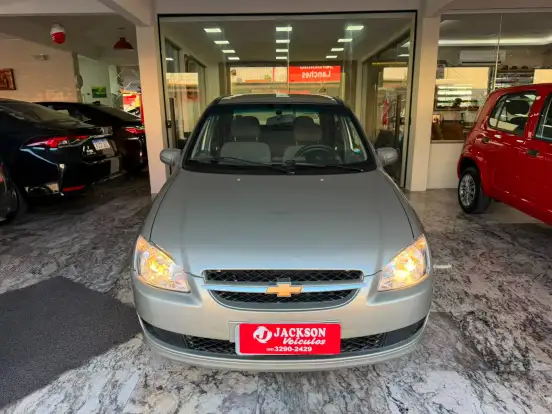 CHEVROLET-CLASSIC-2010