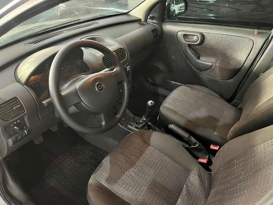 CHEVROLET-CORSA-2008
