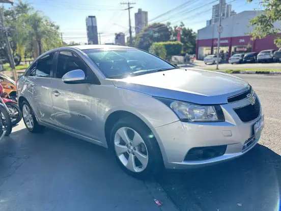 CHEVROLET-CRUZE-2013