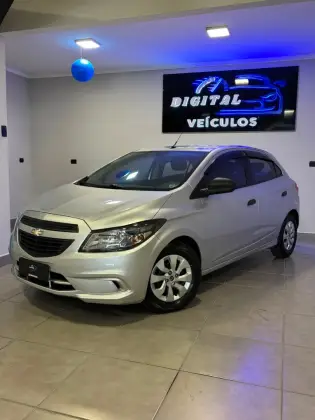 CHEVROLET ONIX 1.0 MPFI JOY 8V FLEX 4P MANUAL CHEVROLET ONIX 1.0 MPFI JOY 8V FLEX 4P MANUAL
