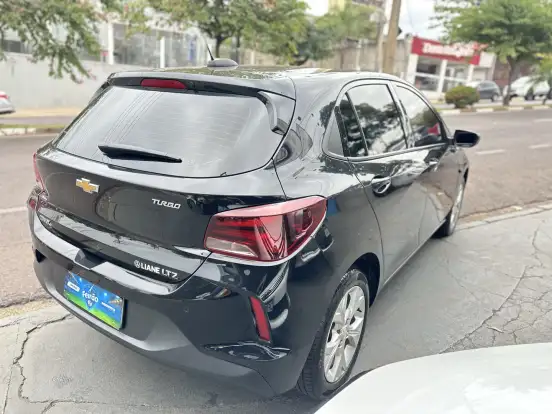 CHEVROLET-ONIX-2022