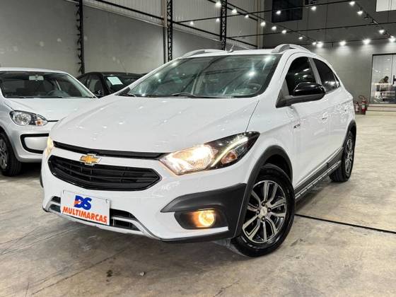 CHEVROLET ONIX 1.4 MPFI ACTIV 8V FLEX 4P AUTOMÁTICO