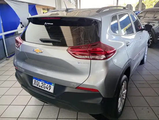 CHEVROLET-TRACKER-2024