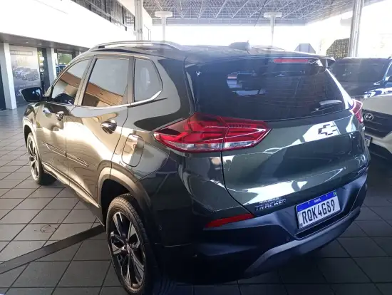 CHEVROLET-TRACKER-2024