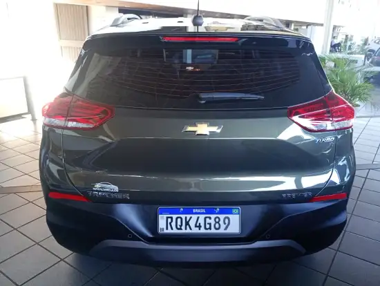 CHEVROLET-TRACKER-2024