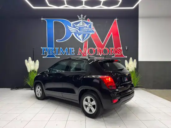 CHEVROLET-TRACKER-2017