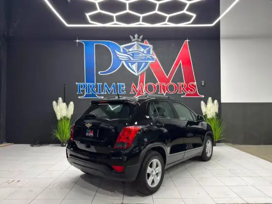 CHEVROLET-TRACKER-2017