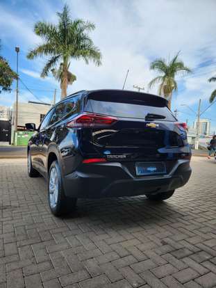 CHEVROLET-TRACKER-2022