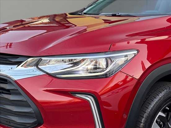 CHEVROLET-TRACKER-2023
