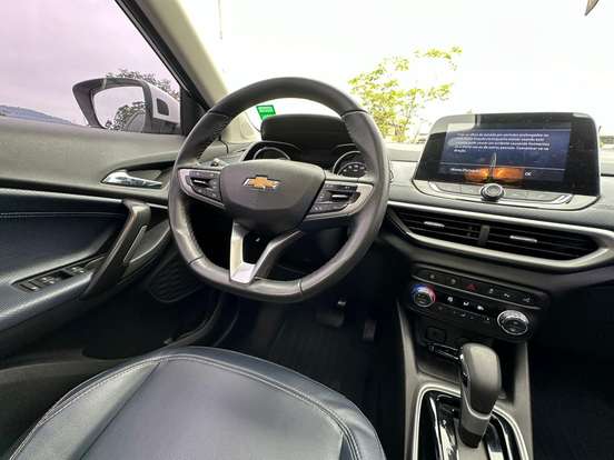 CHEVROLET-TRACKER-2020