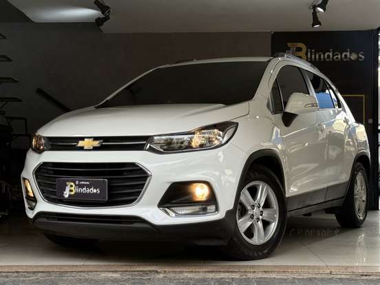 CHEVROLET-TRACKER-2017
