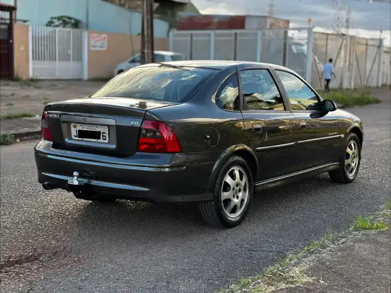 CHEVROLET-VECTRA-2005