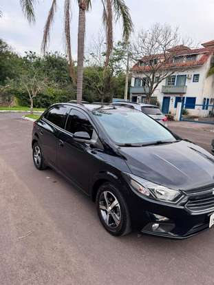 CHEVROLET-ONIX-2018