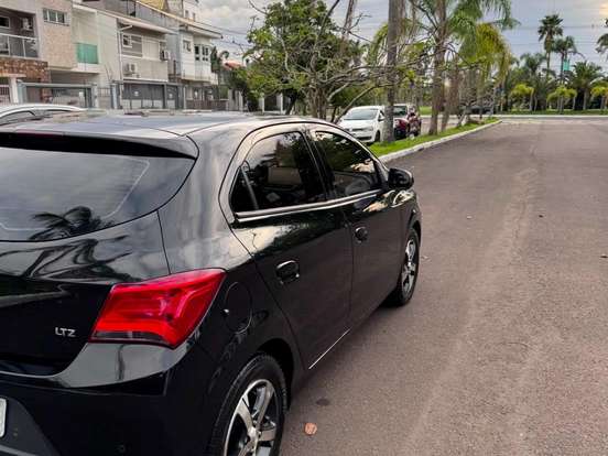 CHEVROLET-ONIX-1.4 MPFI LT 8V FLEX 4P AUTOMÁTICO CHEVROLET-ONIX-2018