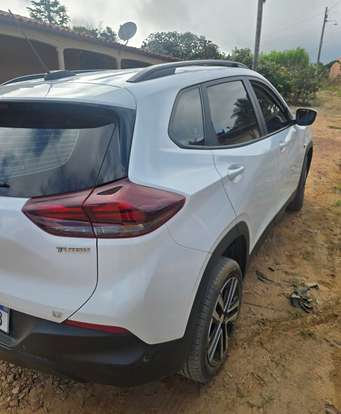 CHEVROLET-TRACKER-2024