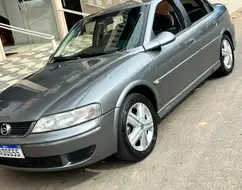 CHEVROLET VECTRA 2.0 MPFI EXPRESSION 8V GASOLINA 4P MANUAL CHEVROLET VECTRA 2.0 MPFI EXPRESSION 8V GASOLINA 4P MANUAL