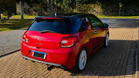 CITROËN-DS3-2012