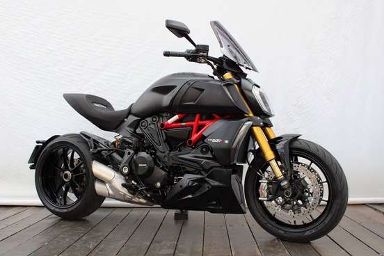 DUCATI-DIAVEL 1260 S-2021