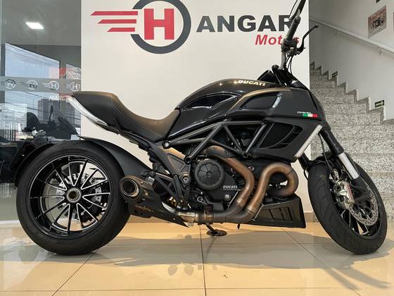 DUCATI DIAVEL ABS 