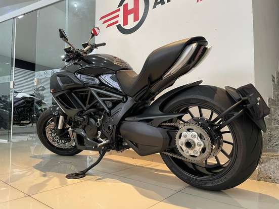 DUCATI-DIAVEL ABS-2013