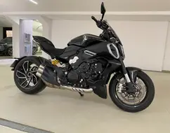 DUCATI DIAVEL V4 DUCATI DIAVEL V4