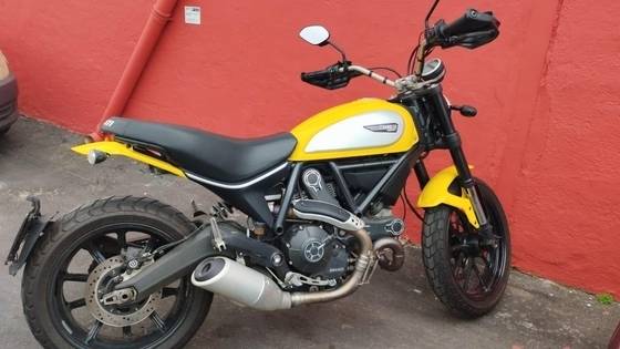 DUCATI SCRAMBLER ICON 