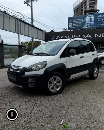 FIAT IDEA 1.8 MPI ADVENTURE 16V FLEX 4P AUTOMATIZADO FIAT IDEA 1.8 MPI ADVENTURE 16V FLEX 4P AUTOMATIZADO
