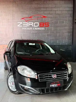 FIAT LINEA 1.8 ESSENCE 16V FLEX 4P MANUAL FIAT LINEA 1.8 ESSENCE 16V FLEX 4P MANUAL