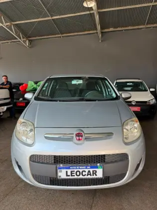 FIAT PALIO 1.4 MPI ATTRACTIVE 8V FLEX 4P MANUAL FIAT PALIO 1.4 MPI ATTRACTIVE 8V FLEX 4P MANUAL