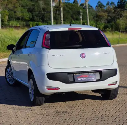 FIAT-PUNTO-2012