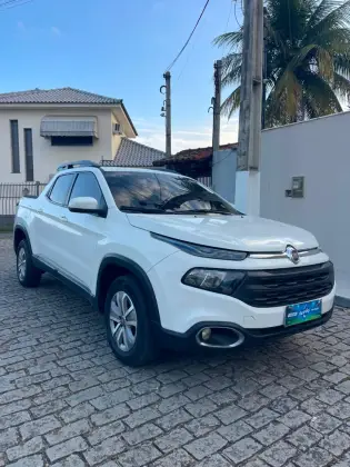 FIAT TORO 1.8 16V EVO FLEX FREEDOM AT6 FIAT TORO 1.8 16V EVO FLEX FREEDOM AT6