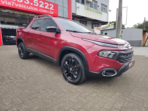 FIAT TORO 2.0 16V TURBO DIESEL FREEDOM 4WD AT9 FIAT TORO 2.0 16V TURBO DIESEL FREEDOM 4WD AT9