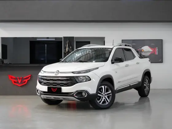 FIAT TORO 2.0 16V TURBO DIESEL VOLCANO 4WD AT9 FIAT TORO 2.0 16V TURBO DIESEL VOLCANO 4WD AT9