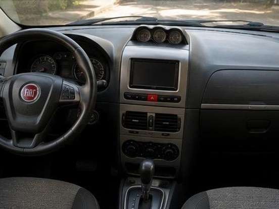 FIAT-IDEA-1.8 MPI ADVENTURE 16V FLEX 4P AUTOMATIZADO FIAT-IDEA-2012