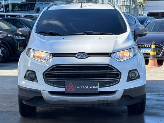 FORD-ECOSPORT-2016