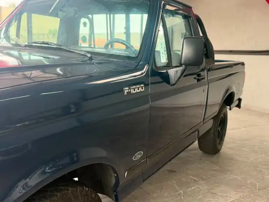 FORD-F-1000-1995
