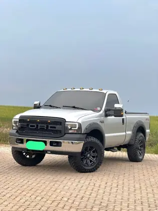 FORD F-250 4.2 XLT 4X2 CS TURBO INTERCOOLER DIESEL 2P MANUAL FORD F-250 4.2 XLT 4X2 CS TURBO INTERCOOLER DIESEL 2P MANUAL
