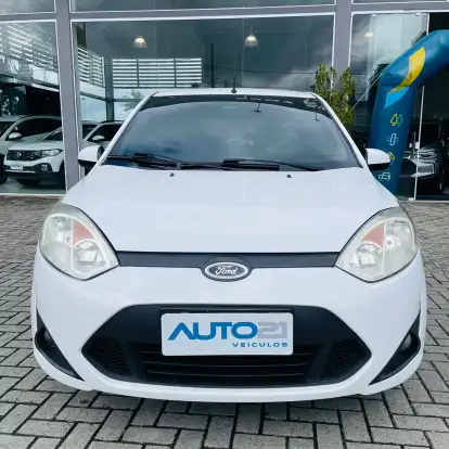 FORD-FIESTA-2014