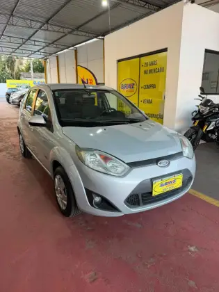 FORD FIESTA 1.6 MPI CLASS HATCH 8V FLEX 4P MANUAL FORD FIESTA 1.6 MPI CLASS HATCH 8V FLEX 4P MANUAL