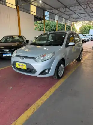 FORD-FIESTA-2012