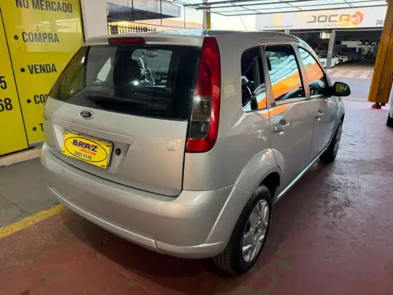 FORD-FIESTA-2012