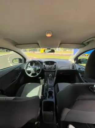 FORD-FOCUS-2015