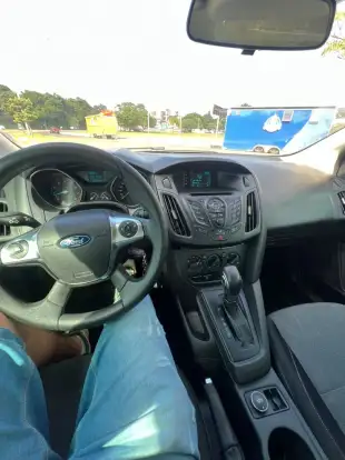 FORD-FOCUS-2015