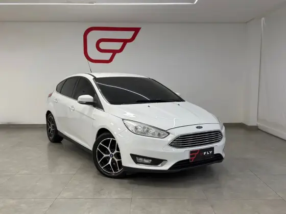 FORD FOCUS 2.0 TITANIUM PLUS 16V FLEX 4P POWERSHIFT FORD FOCUS 2.0 TITANIUM PLUS 16V FLEX 4P POWERSHIFT