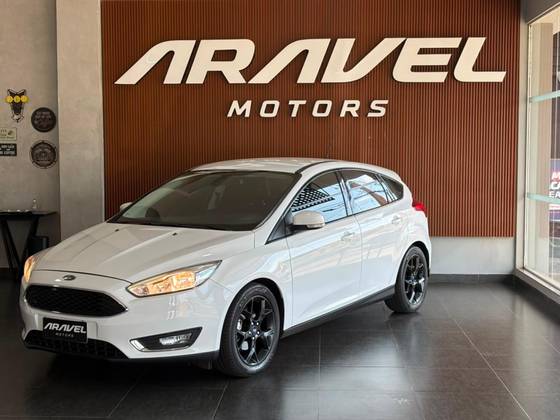 FORD FOCUS 2.0 SE PLUS 16V FLEX 4P POWERSHIFT