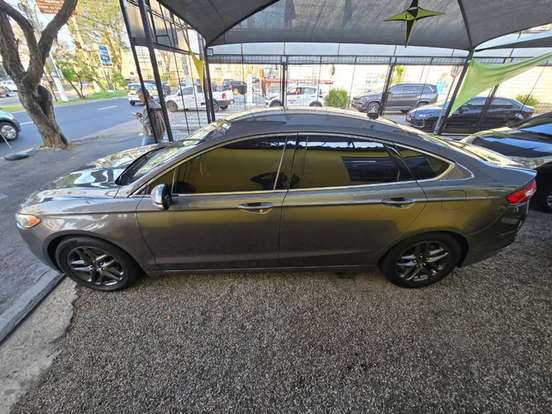 FORD-FUSION-2014
