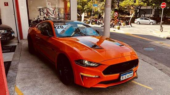 FORD-MUSTANG-2020