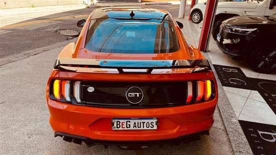 FORD-MUSTANG-2020