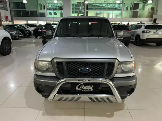 FORD RANGER 2.3 XLS 16V 4X2 CD GASOLINA 4P MANUAL FORD RANGER 2.3 XLS 16V 4X2 CD GASOLINA 4P MANUAL